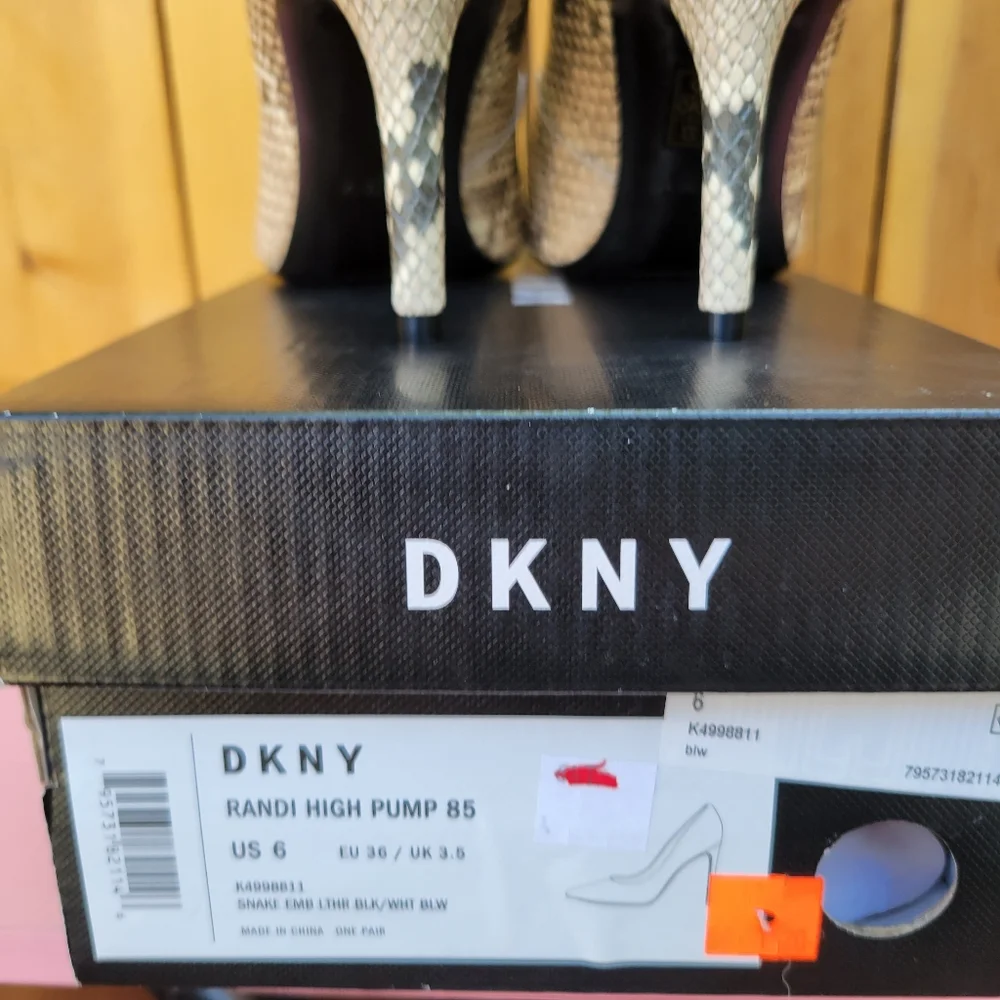 DKNY Randi Glossed Snake-effect Leather Pumps SZ 6 - Picture 15 of 16
